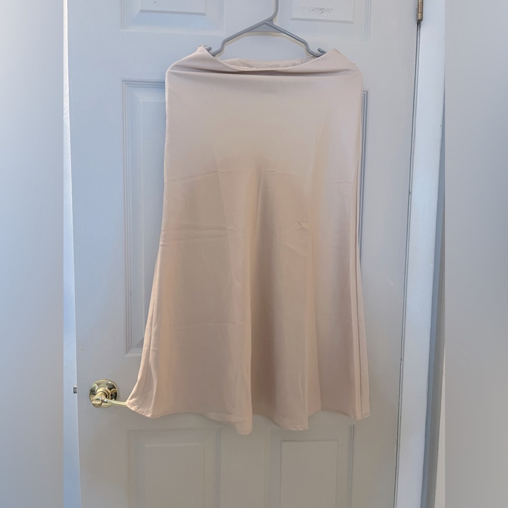 Satin skirt.